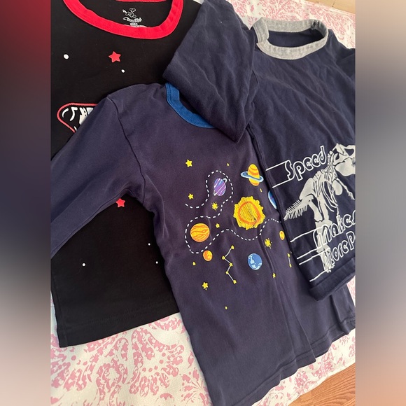 Bundle of Boys sz8 night shirts - Picture 2 of 3